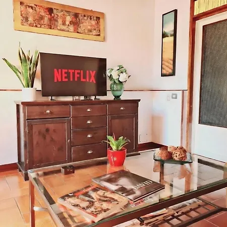 Apartament La Fonderia Charme Oltrarno - Apartment With Private Patio *